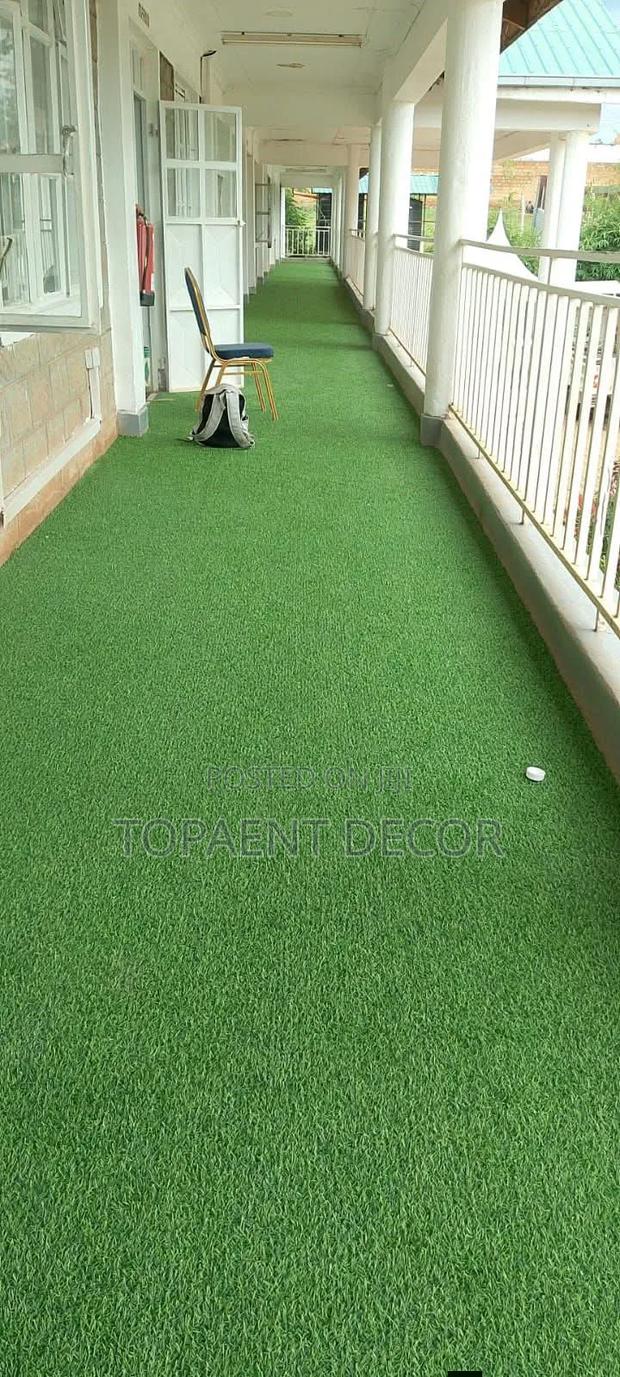 Green Opulence for Sophisticated Living Artificial Grass Carpet - main view