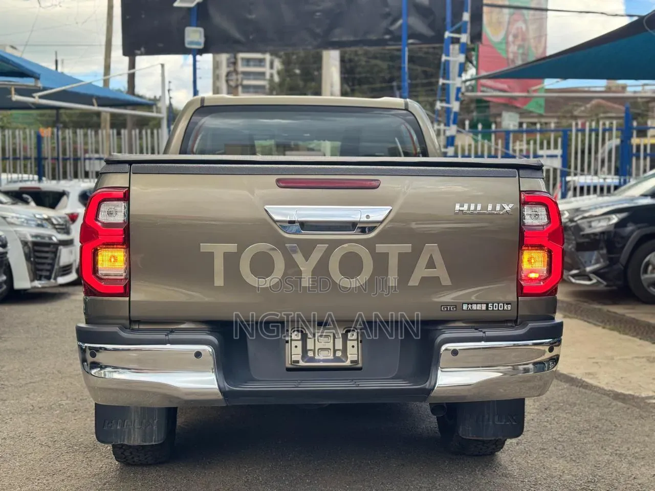 Toyota Hilux 2020 Ivory