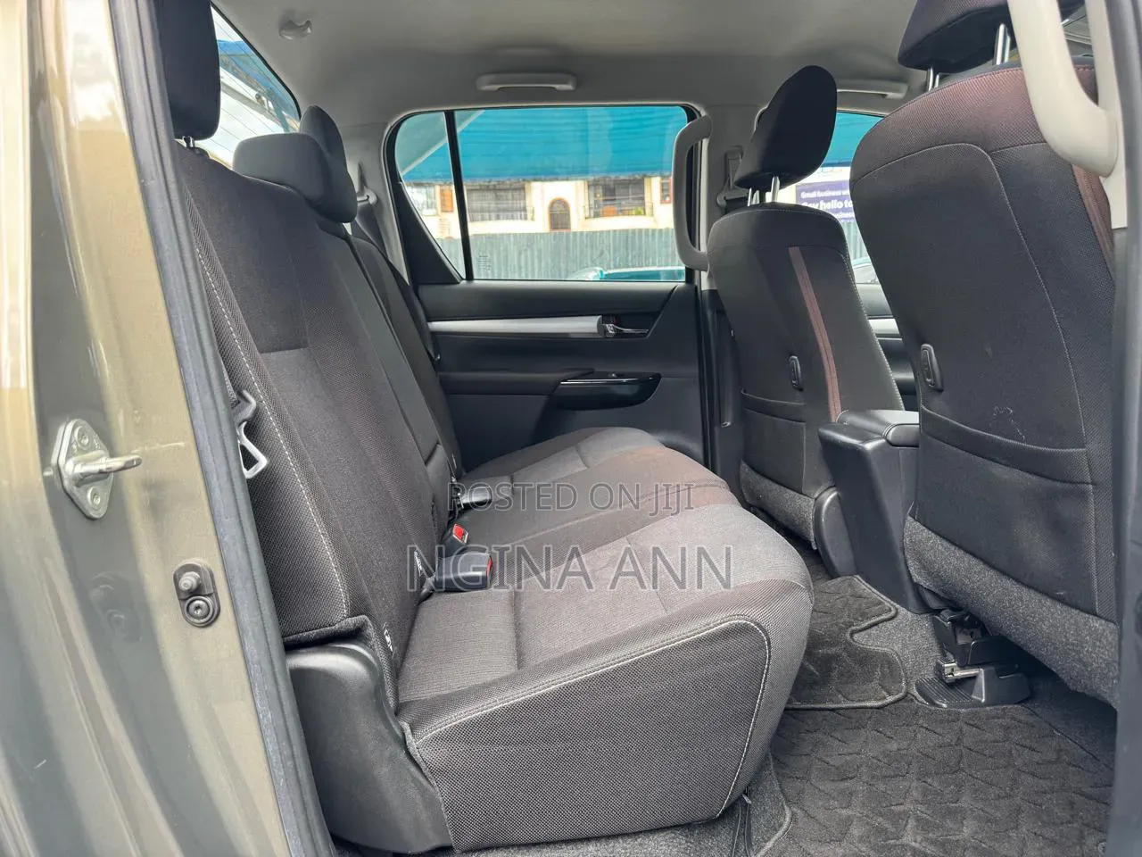Toyota Hilux 2020 Ivory