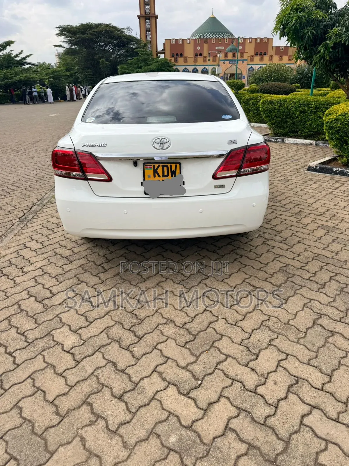 Toyota Premio 2018 White