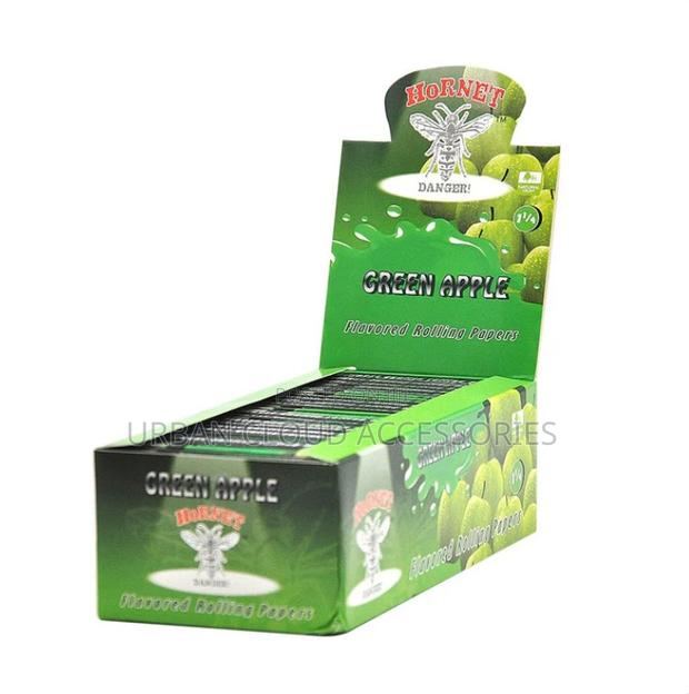 Hornet Flavored Rolling Papers ( 5 Flavors Available) - thumbnail 5