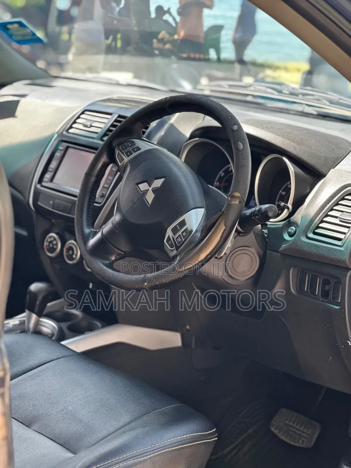 Mitsubishi RVR 2013 Black