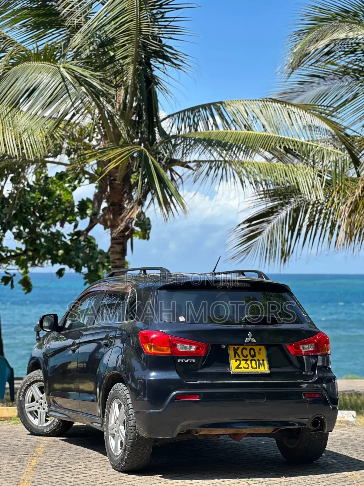 Mitsubishi RVR 2013 Black