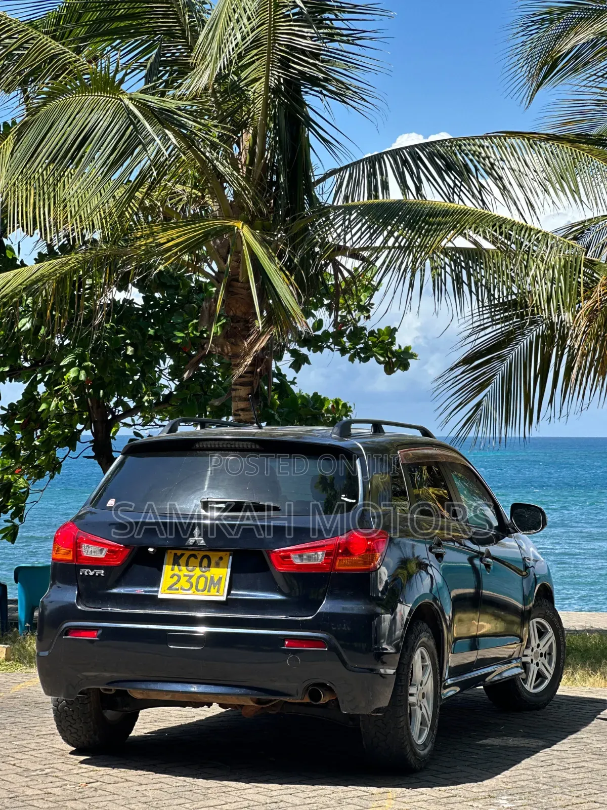 Mitsubishi RVR 2013 Black