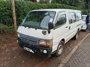 Toyota HiAce 1999 White