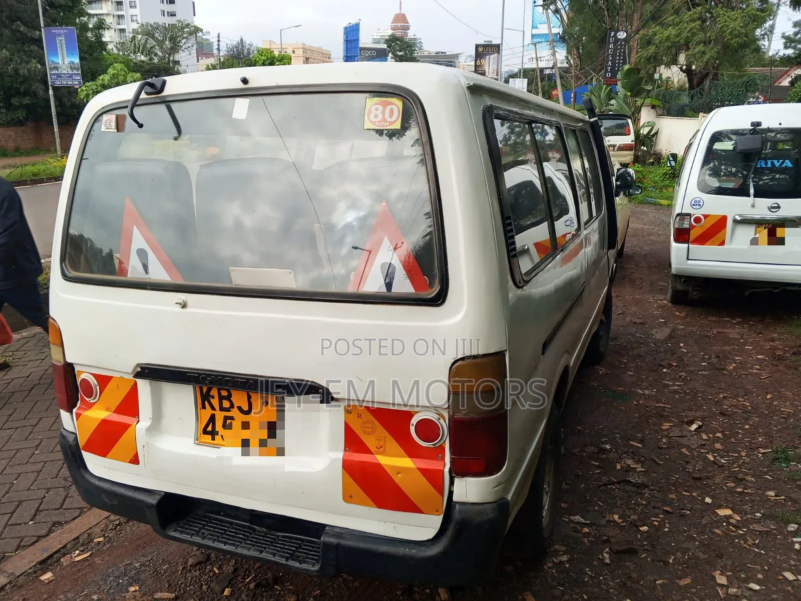 Toyota HiAce 1999 White
