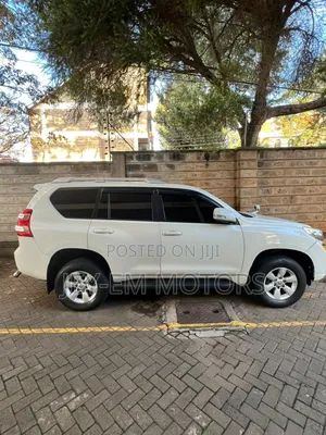 Toyota Land Cruiser Prado 2013 White