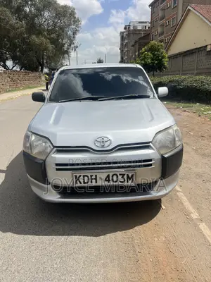 Toyota Succeed SV Premium 2016 Silver