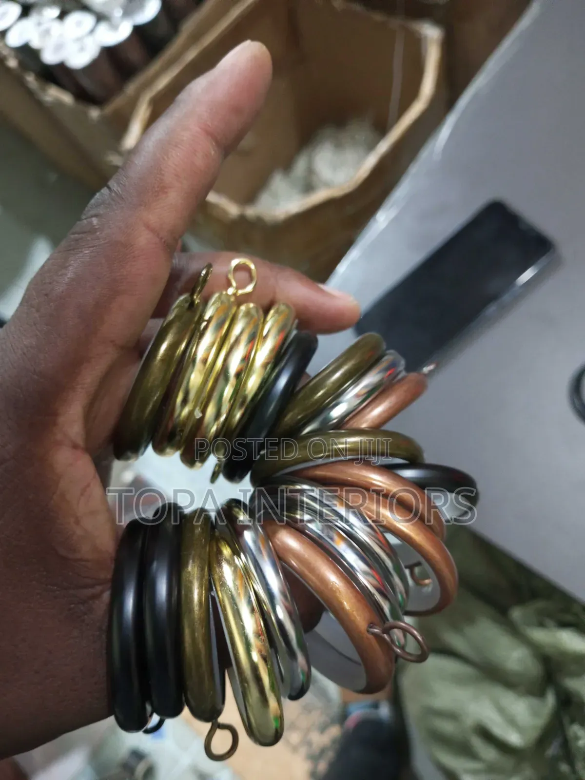 Noiseless Curtain Rings With Inner Plastic Rubber