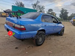 Toyota Corolla 1999 Blue