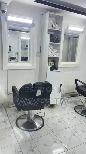 The Waves Barbershop Spa