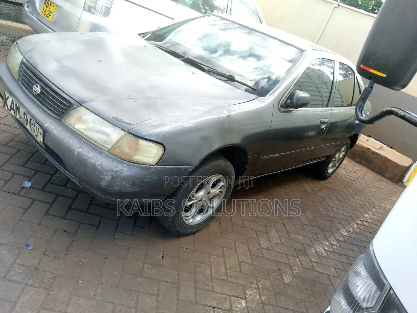 Nissan FB14 2000 Gray