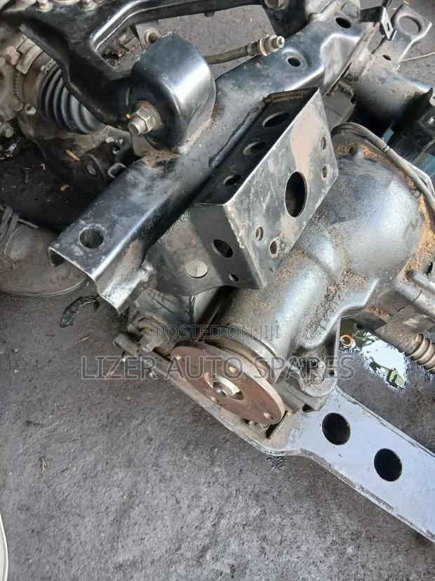 Front Differential - thumbnail 4