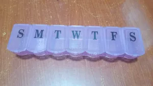 Small Pill Organizer ( Sunday to Sunday)
