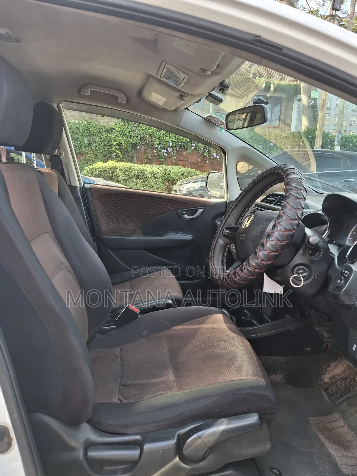 Honda Fit Shuttle 1.3 Hybrid 2WD 2013 White