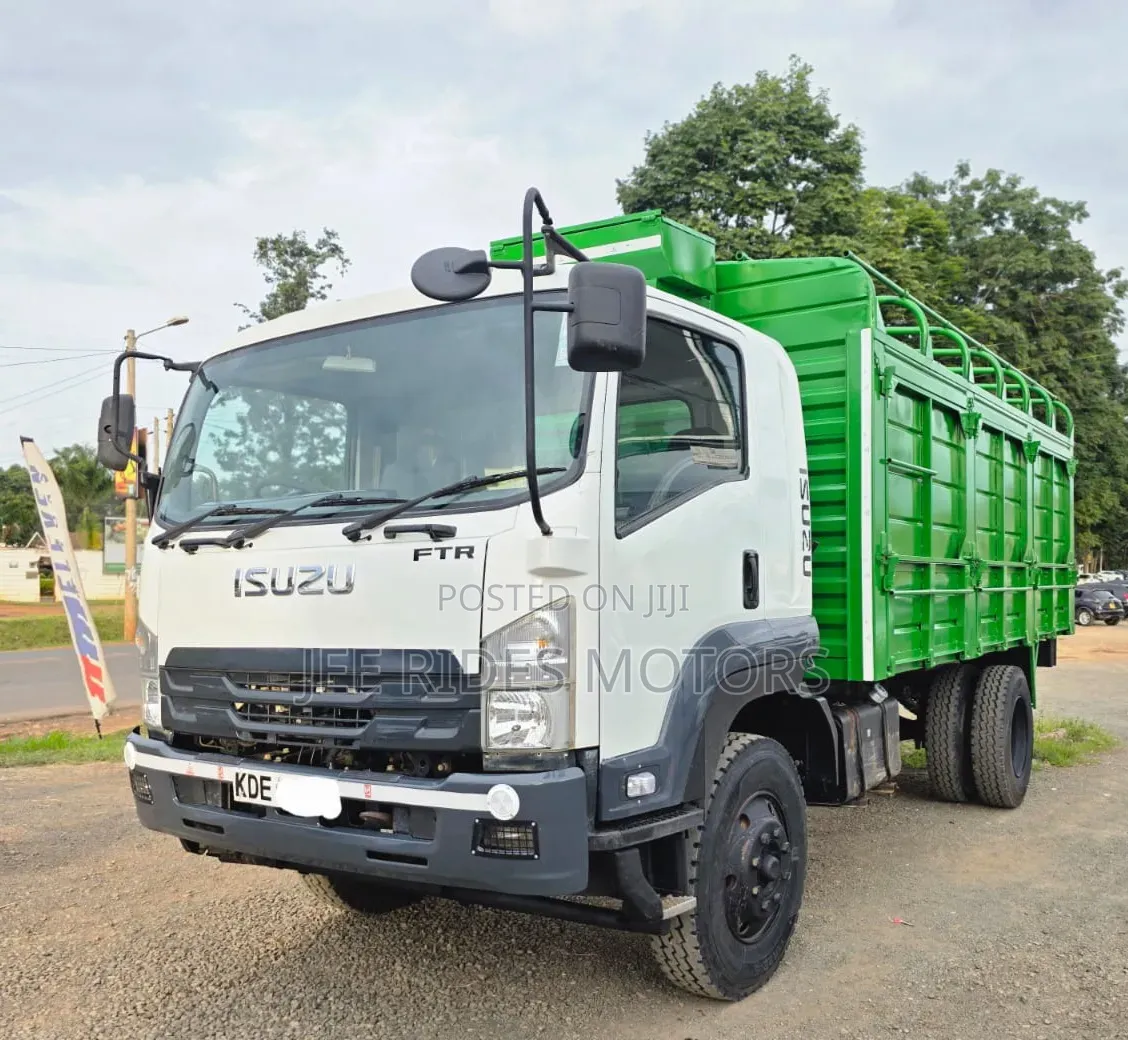 Isyzu FTR 2021 White
