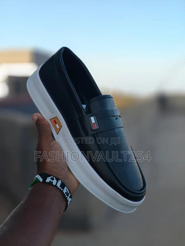 *Tommy Hilfiger* - thumbnail 2