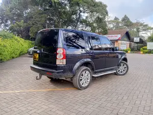 Land Rover Discovery 2012 Blue