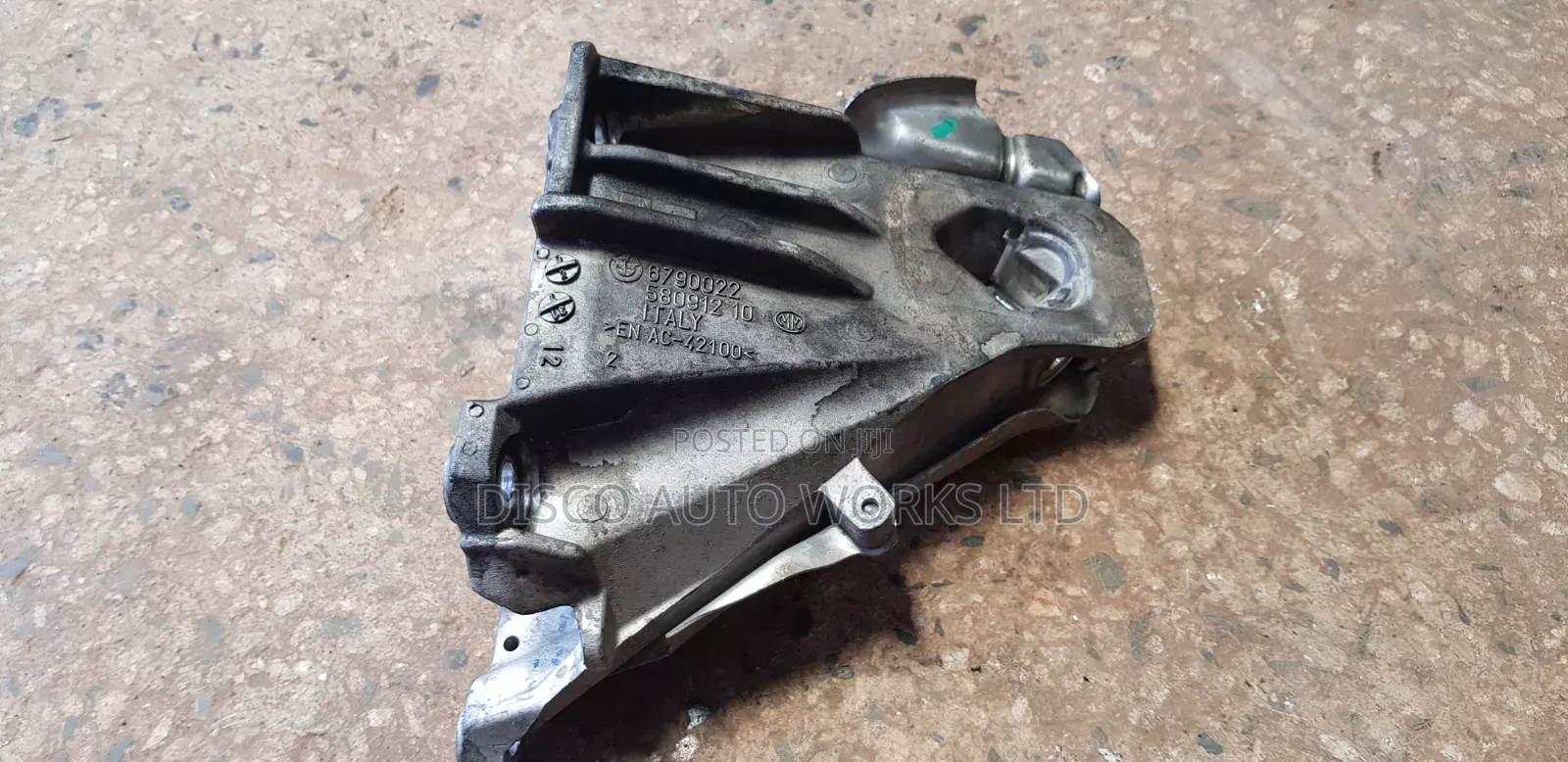 BMW E70 N57 Original Engine Mounting Bracket