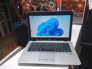 Laptop HP EliteBook 820 G3 8GB Intel Core i5 SSD 128GB