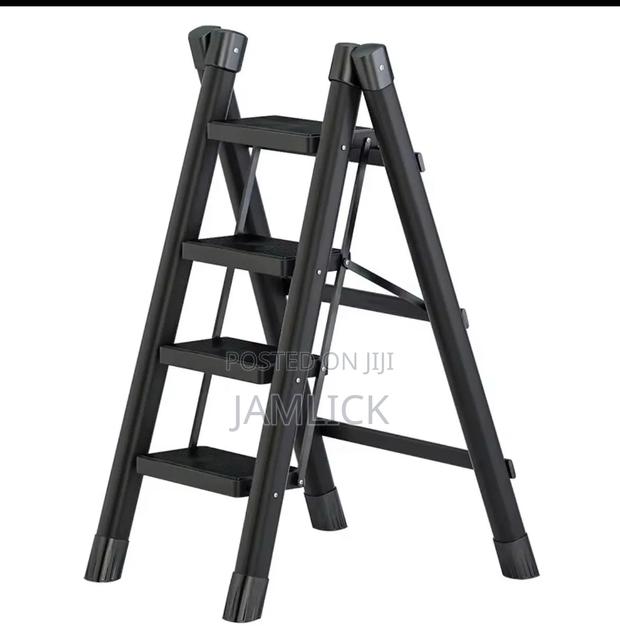 4 Steps Portable Foldable Ladder - Rb