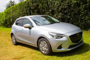 Mazda Demio 2019 Silver