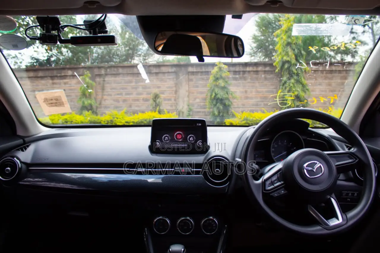 Mazda Demio 2019 Silver