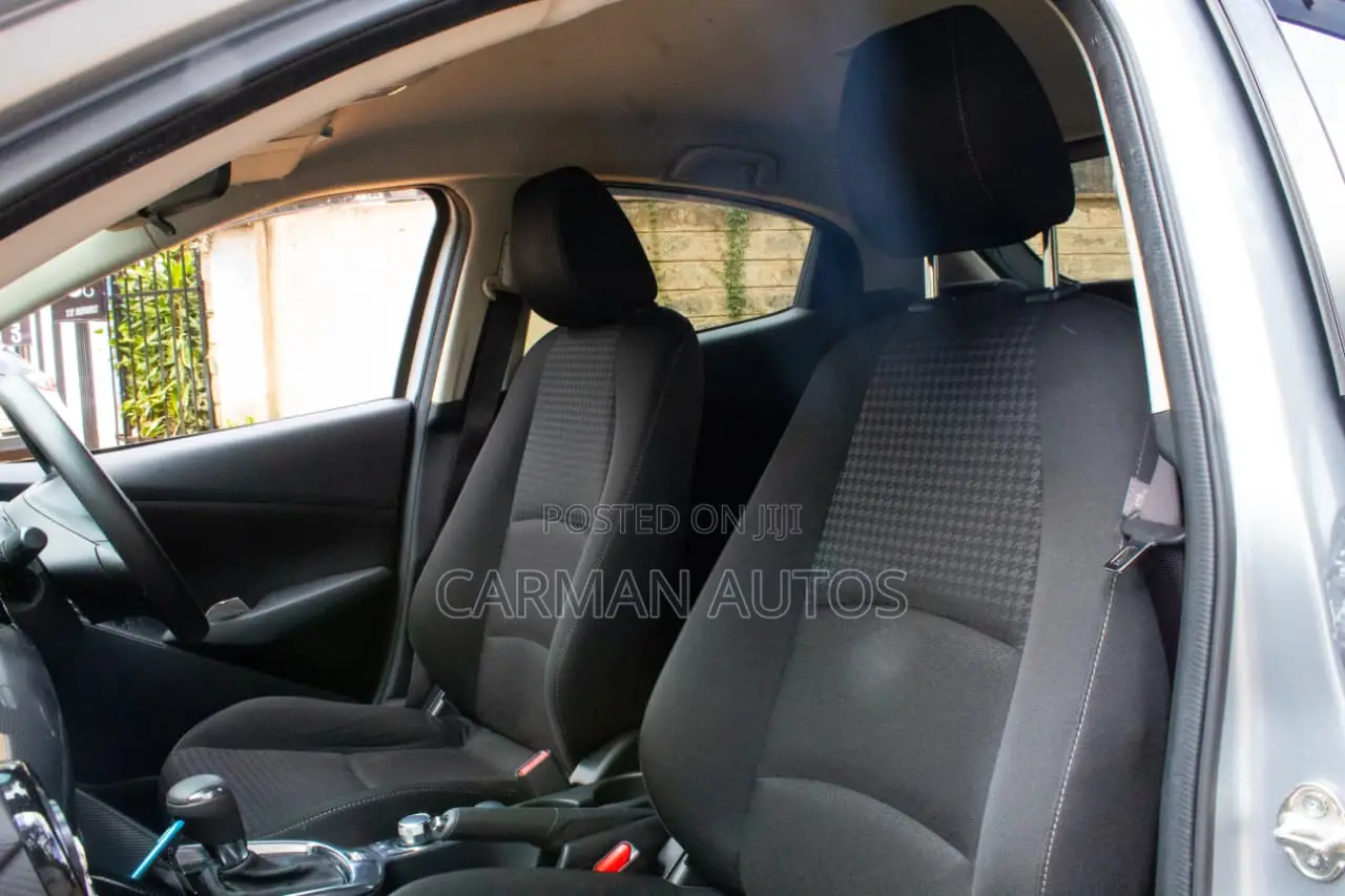 Mazda Demio 2019 Silver
