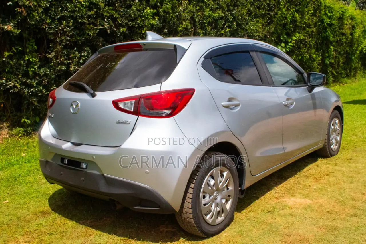Mazda Demio 2019 Silver