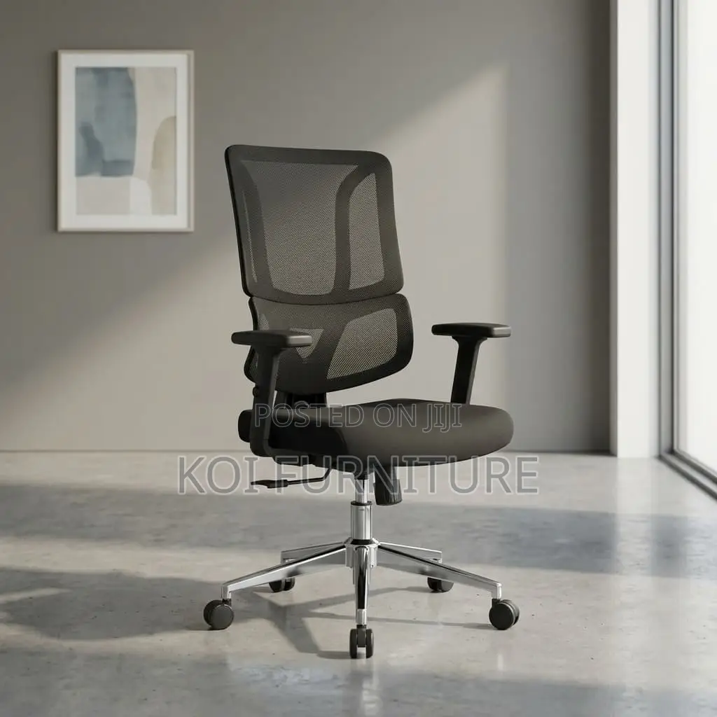 Office Chair : Black High-Back Mesh Orthopedic Office Chair