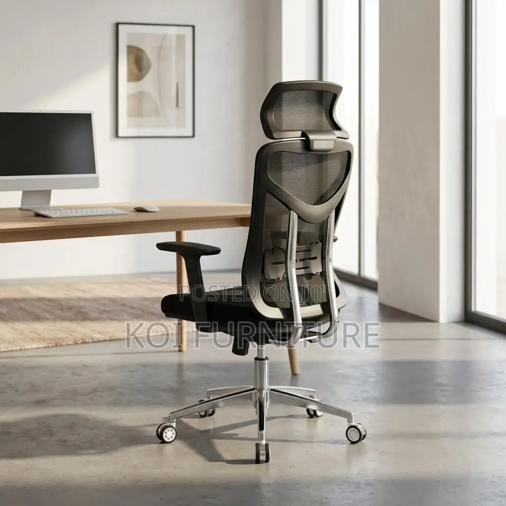 Office Chair : Black High-Back Ergonomic Office Chair