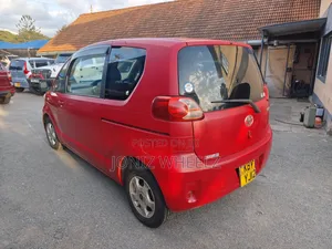 Toyota Porte 1.3 FWD 2007 Red