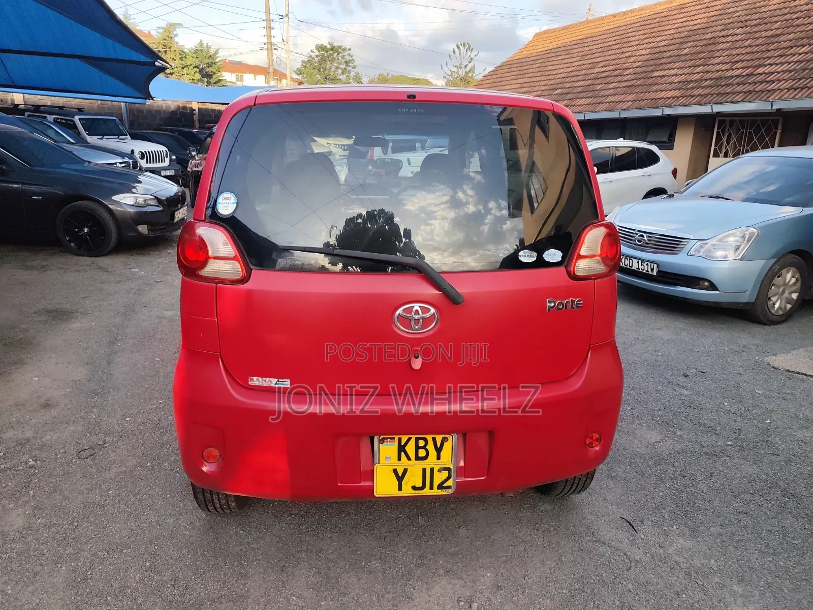 Toyota Porte 1.3 FWD 2007 Red