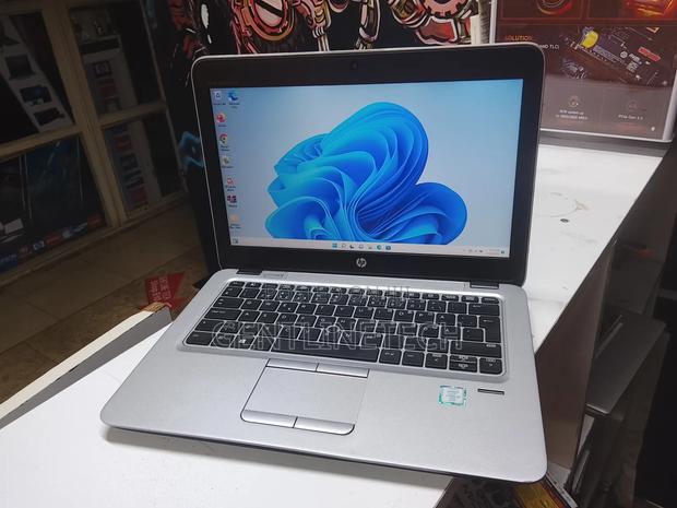 Laptop HP EliteBook 820 G3 8GB Intel Core i5 SSD 128GB - thumbnail 3