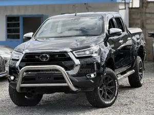 Toyota Hilux 2021 Black