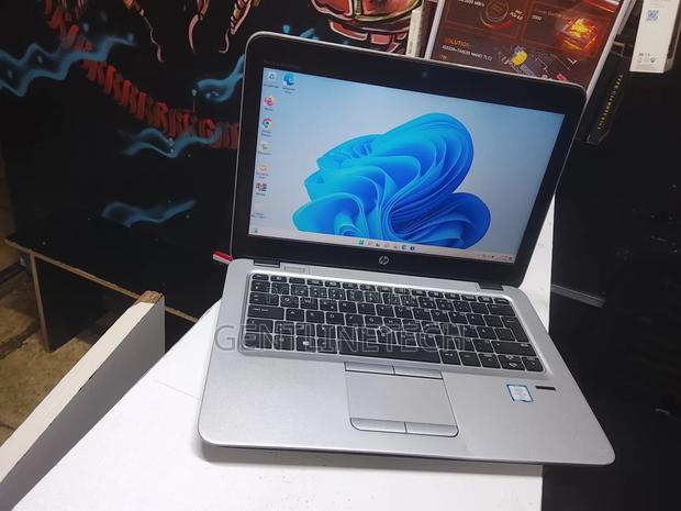 Laptop HP EliteBook 820 G3 8GB Intel Core i5 SSD 128GB - thumbnail 3
