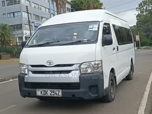 Toyota HiAce 2017 White
