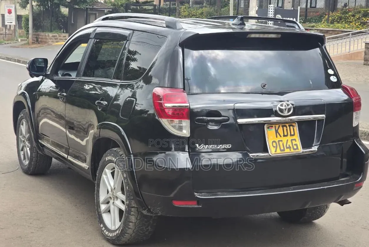 Toyota Vanguard 2015 Black
