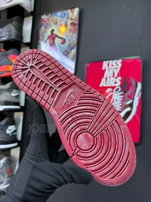 Nike Air Jordan 1 Retro High "Chicago Lost and Found" Sneakers