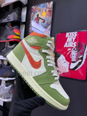 Nike Air Jordan 1 Retro High Og Craft Celadon Sneakers