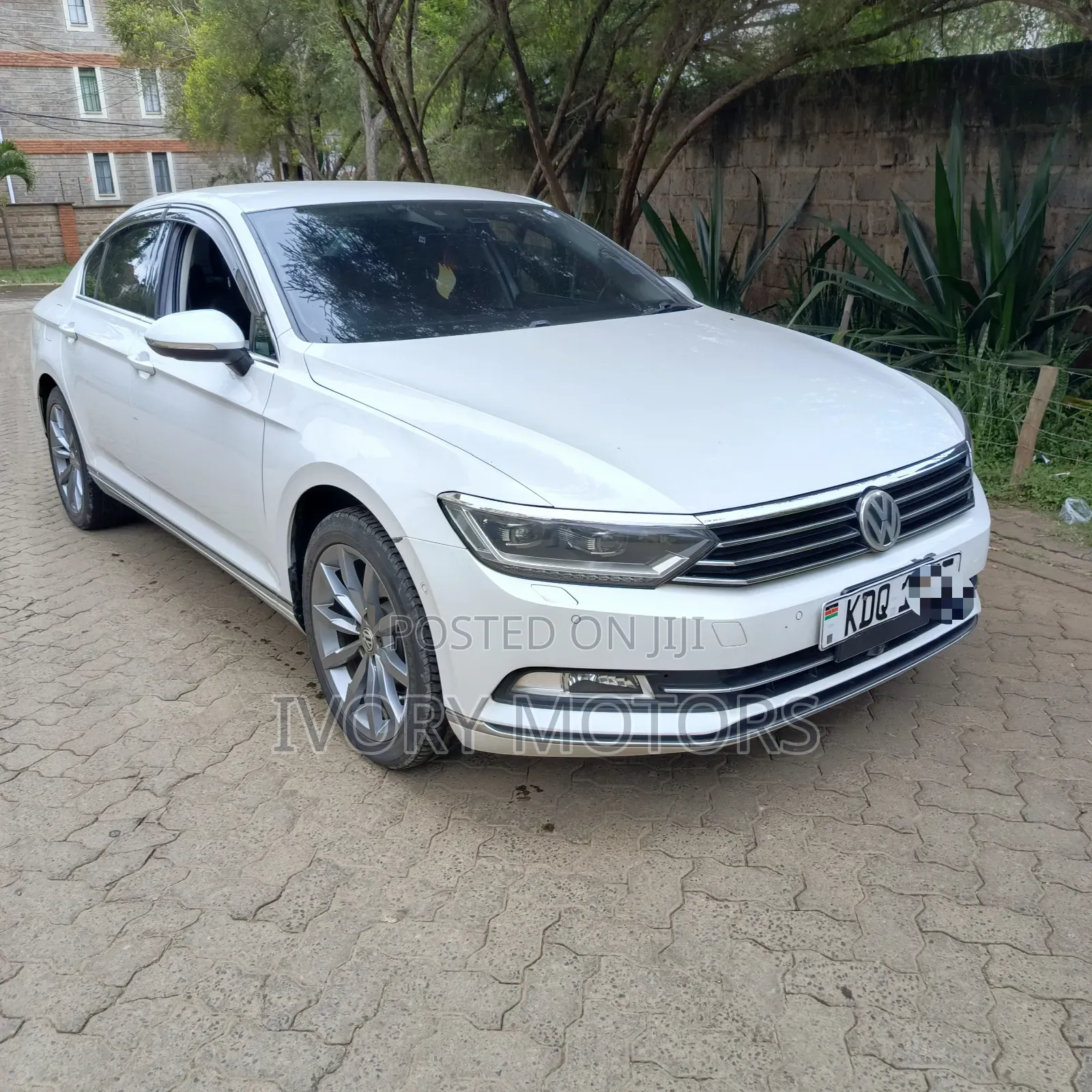 Volkswagen Passat 2017 White