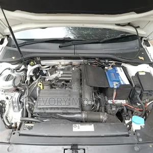 Volkswagen Passat 2017 White