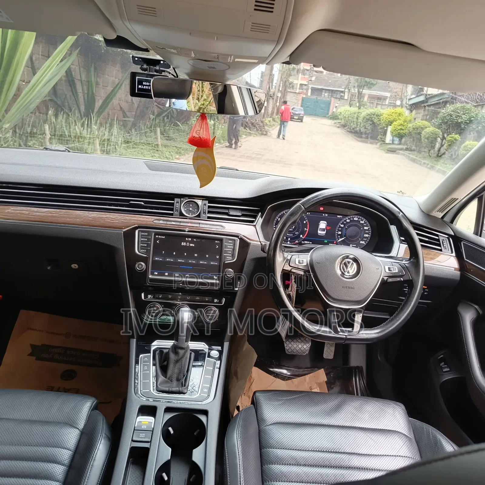 Volkswagen Passat 2017 White