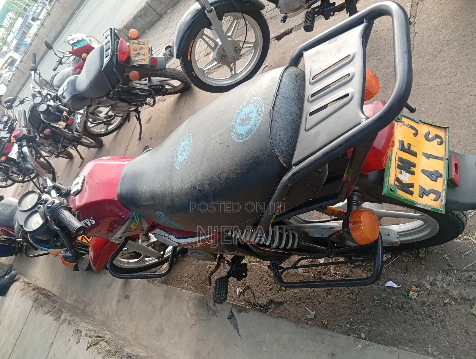 TVS HLX 125 2021 Red