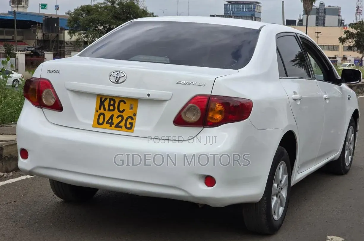 Toyota Corolla 2008 White