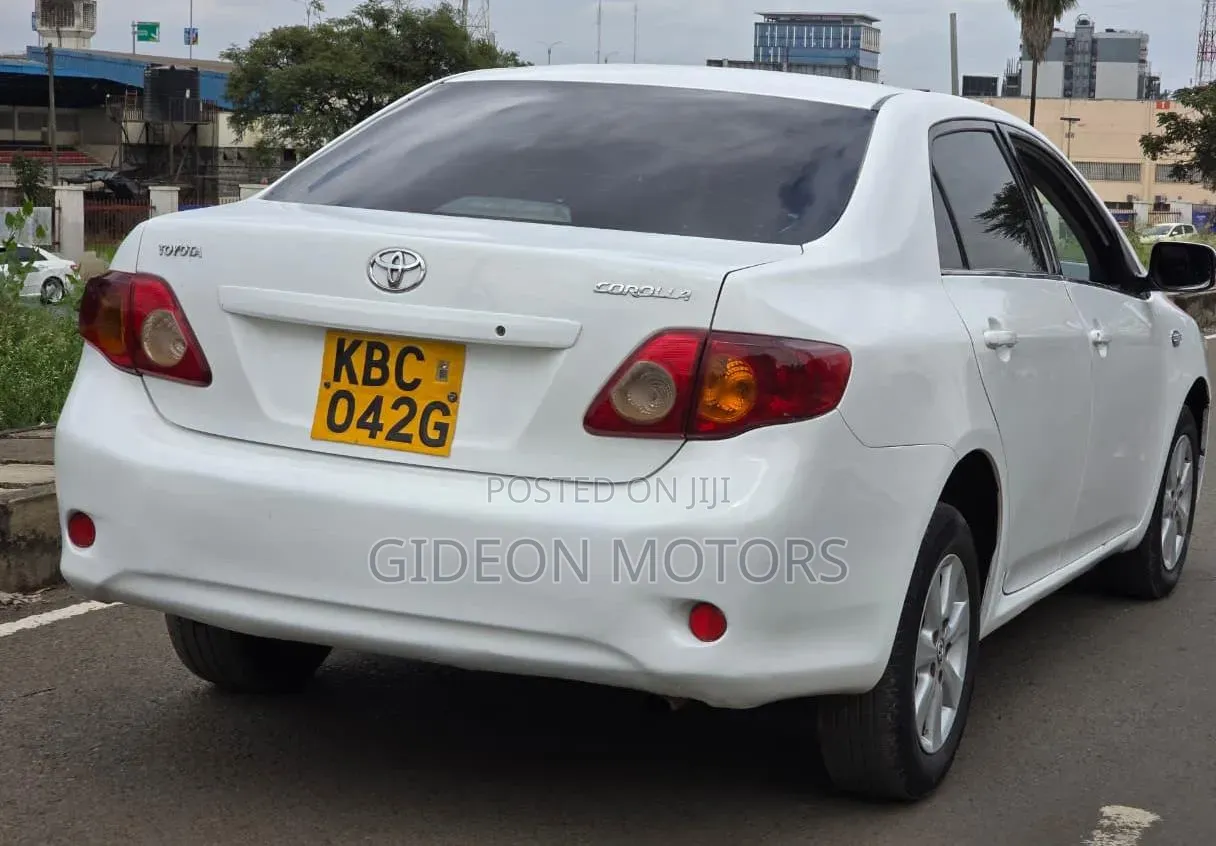Toyota Corolla 2008 White