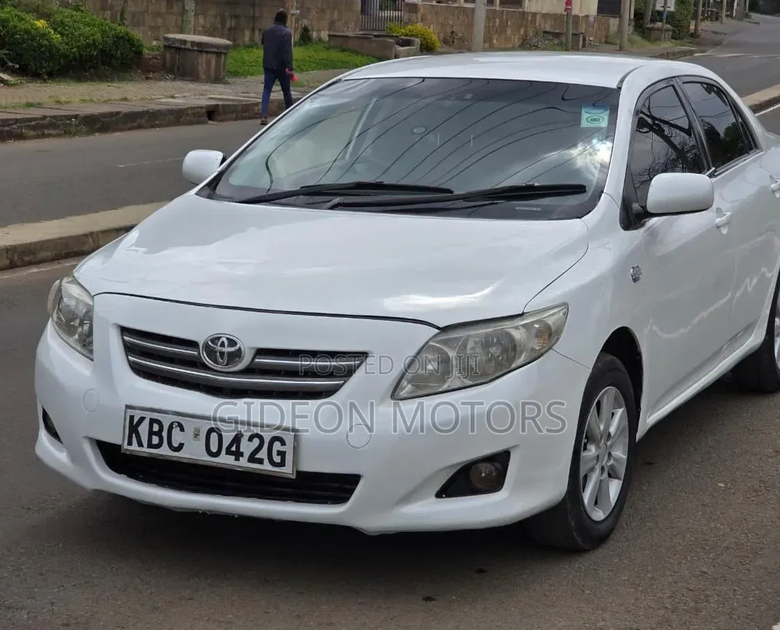 Toyota Corolla 2008 White