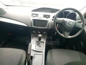 Mazda Axela 2018 White
