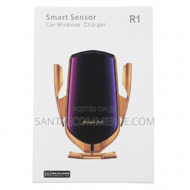 Smart Sensor R1 Car Wireless Charger - main view