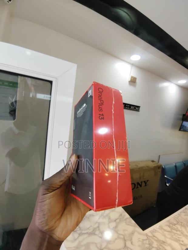 New OnePlus 13 512 GB Black - thumbnail 2